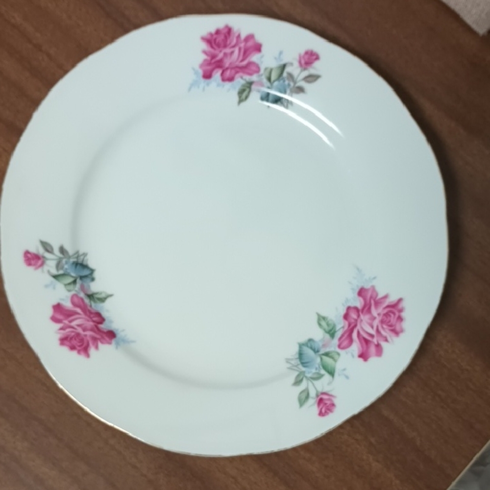 Vintage China Nanjing Pagoda Pink Roses Dinner Plate